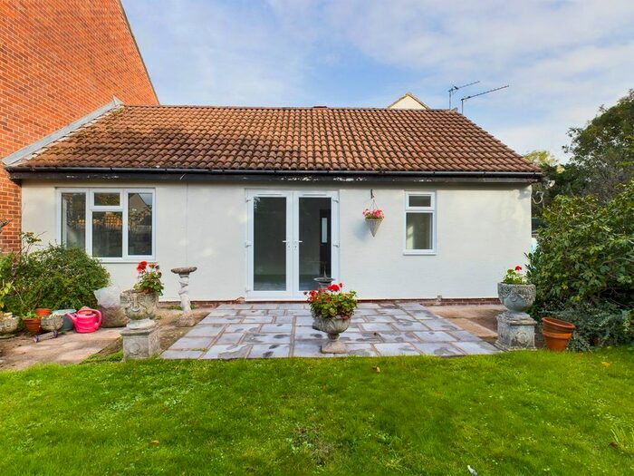 Houses for sale & to rent in BS21 6UT, Colehouse Lane, Clevedon Yeo