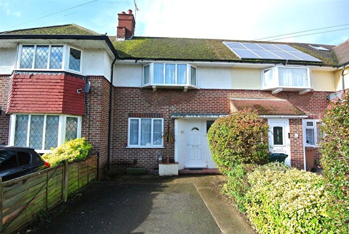 2 Bedroom Terraced House To Rent In Windsor Drive, Ashford, TW15
