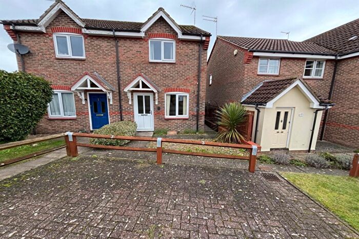 2 Bedroom House For Sale In Birtles Way, Acle, Norwich, NR13