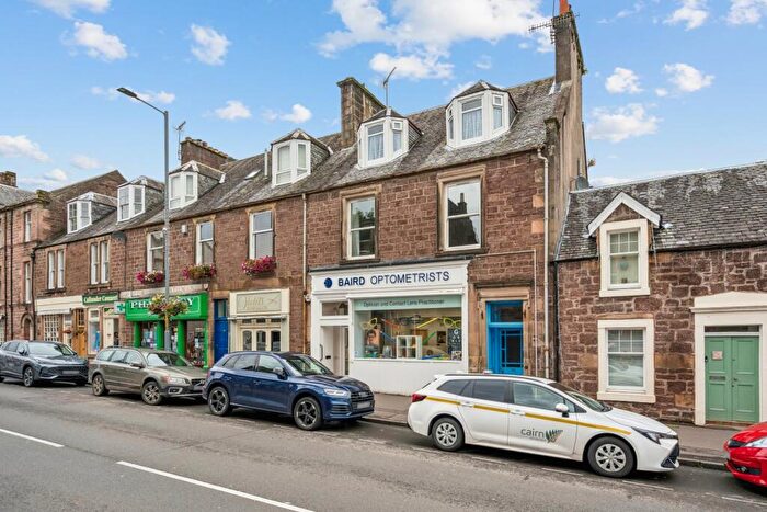 2 Bedroom Flat For Sale In Main Street, Callander, Stirlingshire, FK17