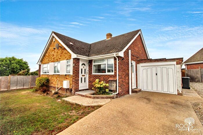 3 Bedroom Bungalow For Sale In Wyndham Road, Newbury, Berkshire, RG14
