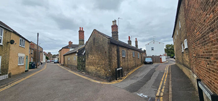 3 Bedroom Bungalow For Sale In , & Walkers Court, London Street, Whittlesey, Peterborough, Cambridgeshire, PE7