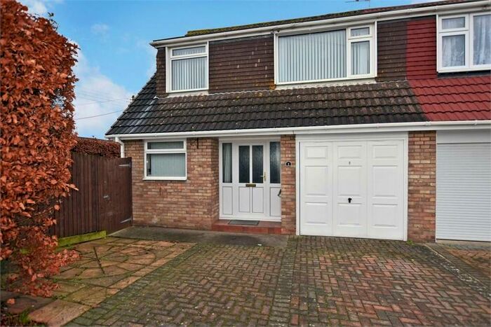 3 Bedroom Semi-Detached House To Rent In Fosse Way, Nailsea, North Somerset, BS48