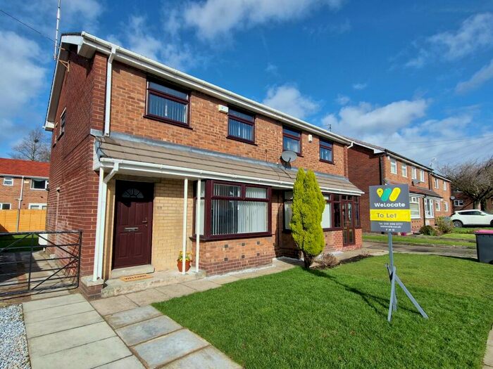 3 Bedroom Semi-Detached House To Rent In Lower Sutherland Street, Swinton, M27