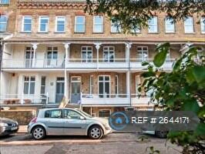 1 Bedroom Flat To Rent In Adrian Square, Westgate-On-Sea, CT8
