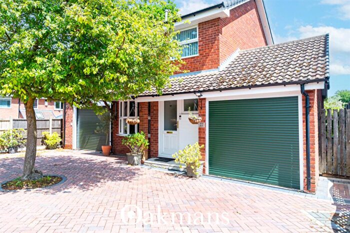 2 Bedroom Detached House For Sale In Farfield Close, Birmingham, West Midlands, B31
