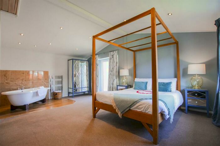 1 Bedroom Park Home For Sale In Mill Lane, Gisburn, BB7