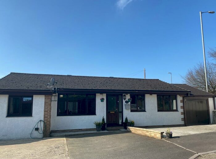 4 Bedroom Detached Bungalow For Sale In Chestnut Close, Callington, PL17