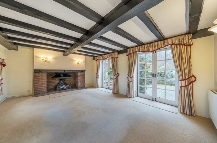 4 Bedroom Detached House To Rent In Rock Hill Orpington, BR6
