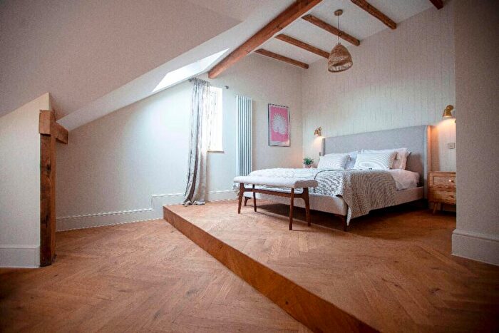 2 Bedroom House To Rent In Wilbraham Road, Manchester, M14