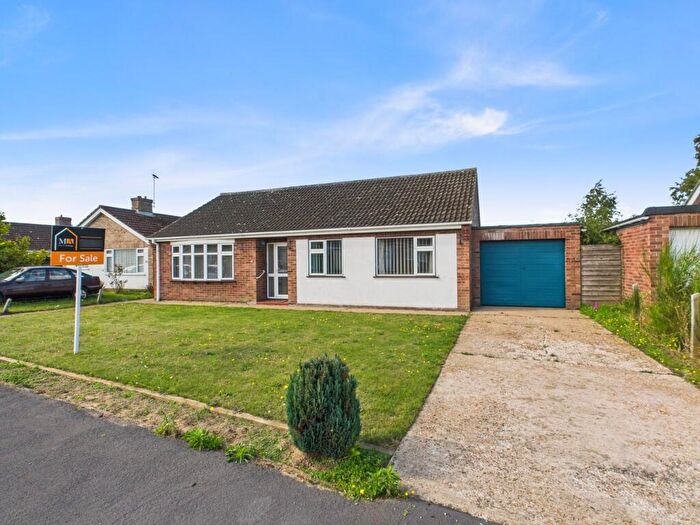 3 Bedroom Detached Bungalow For Sale In Revell Road, Downham Market, PE38