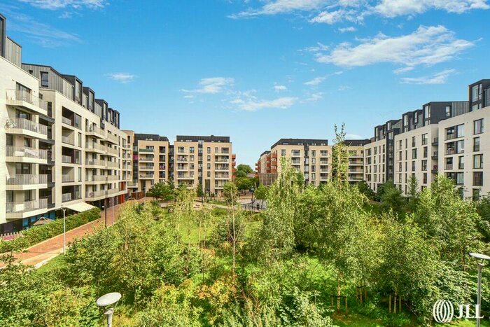 3 Bedroom Apartment To Rent In Forrester Way, London, E15