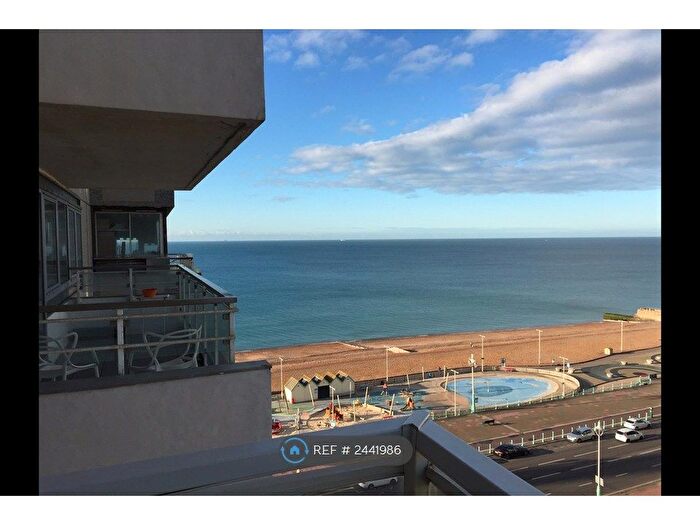 2 Bedroom Flat To Rent In Kings Road, Brighton, BN1