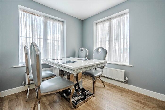 3 Bedroom End Of Terrace House For Sale In Longships Drive, Newton Leys, Bletchley, Milton Keynes, MK3