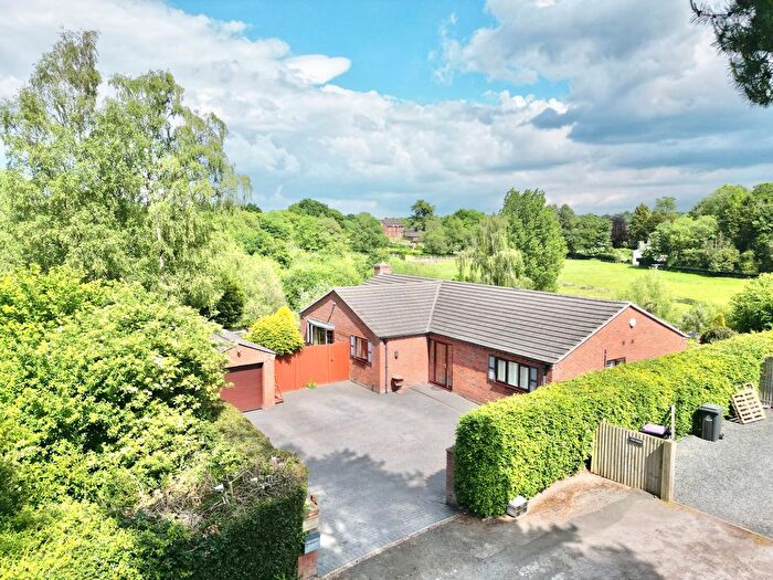 3 Bedroom Detached Bungalow For Sale In Walkmill Drive, Market Drayton, TF9