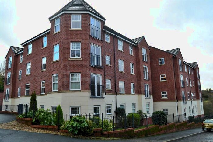 2 Bedroom Flat To Rent In Stonemere Drive, Radcliffe, Manchester, M26