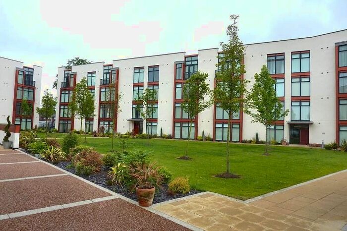 2 Bedroom Flat To Rent In Altrincham Road, Manchester M22