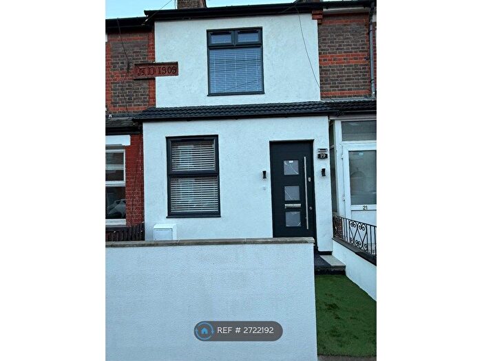 3 Bedroom Terraced House To Rent In Stanmore Road, Watford, WD24