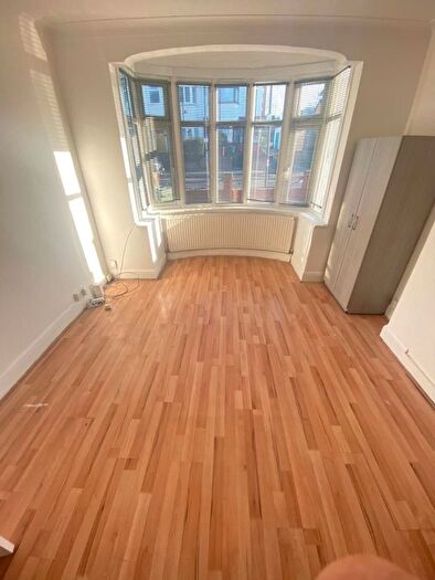 3 Bedroom Terraced House To Rent In Hale End Road, Walthamstow, E17