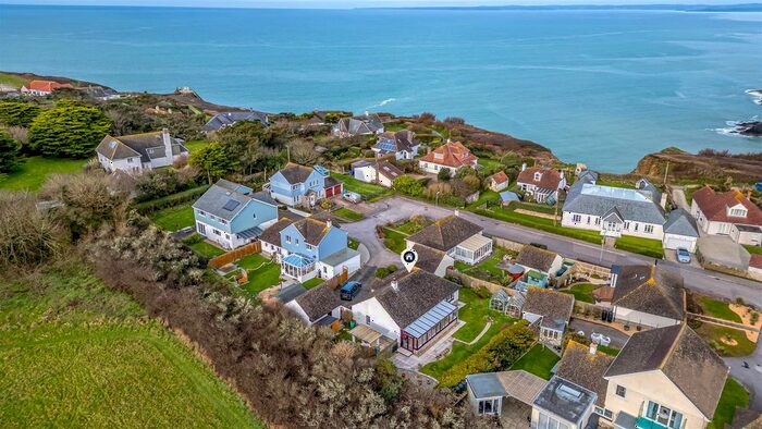 3 Bedroom Bungalow For Sale In Gwel An Garrek, Mullion, Helston, TR12