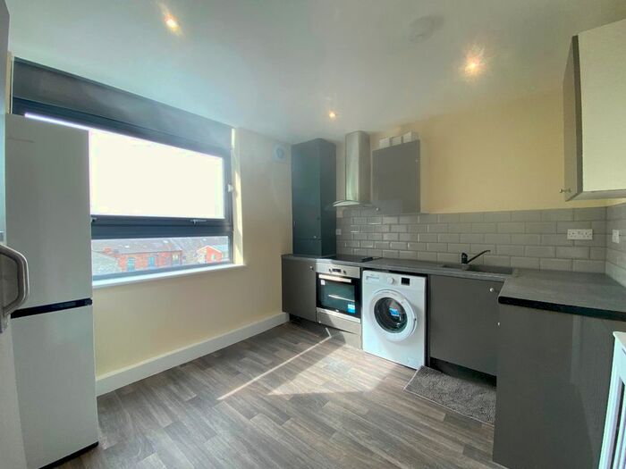 1 Bedroom Flat To Rent In Flat Oakfield House, Preston New Road, Blackburn., BB2