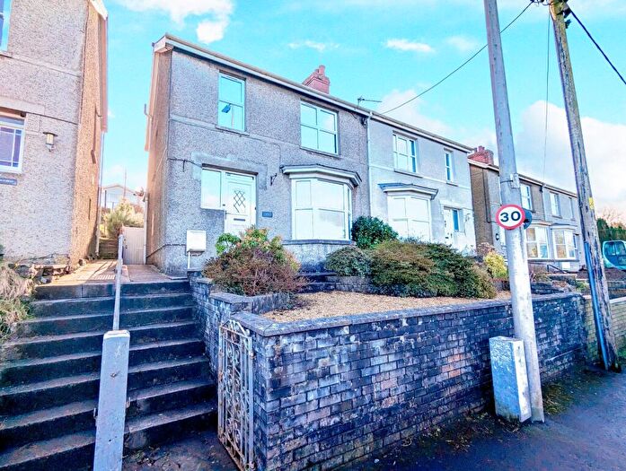 3 Bedroom Semi-Detached House For Sale In Llangunnor Road, Carmarthen, Carmarthenshire., SA31