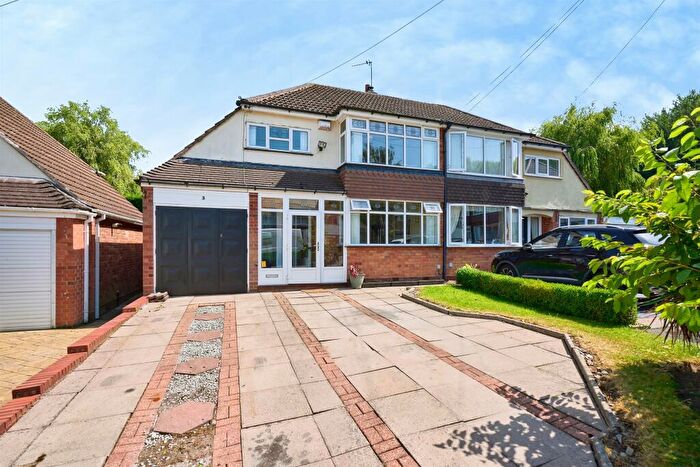 3 Bedroom Semi-Detached House For Sale In Byron Crescent, Dudley, DY1