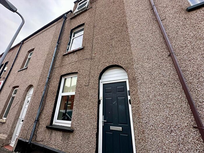1 Bedroom Flat To Rent In Howe Street, Barrow, LA14