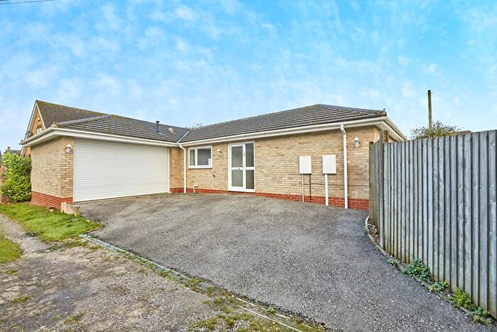 3 Bedroom Bungalow For Sale In Welbeck Grove, Allestree, Derby, Derbyshire, DE22