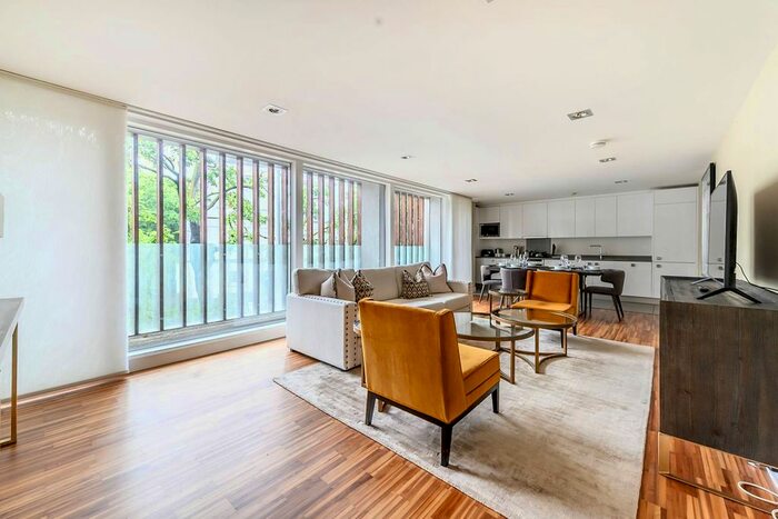 2 Bedroom Flat To Rent In Fulham Road, Chelsea, London, SW3