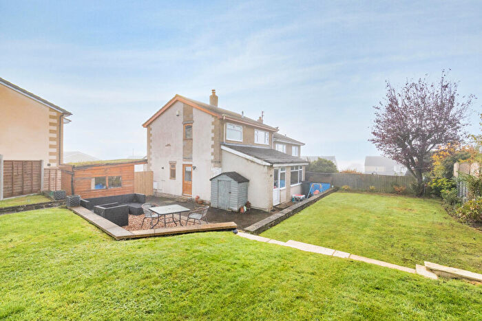 3 Bedroom Semi-Detached House For Sale In Yew Tree Close, Bradley, North Yorkshire, BD20