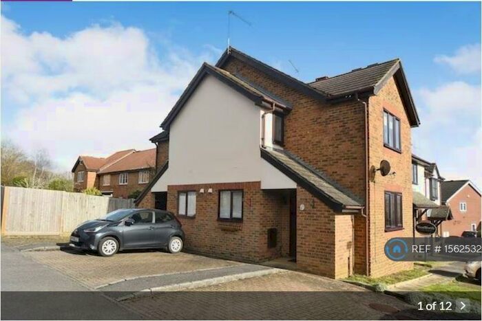 1 Bedroom Terraced House To Rent In Coleridge Close, Twyford, Reading, RG10