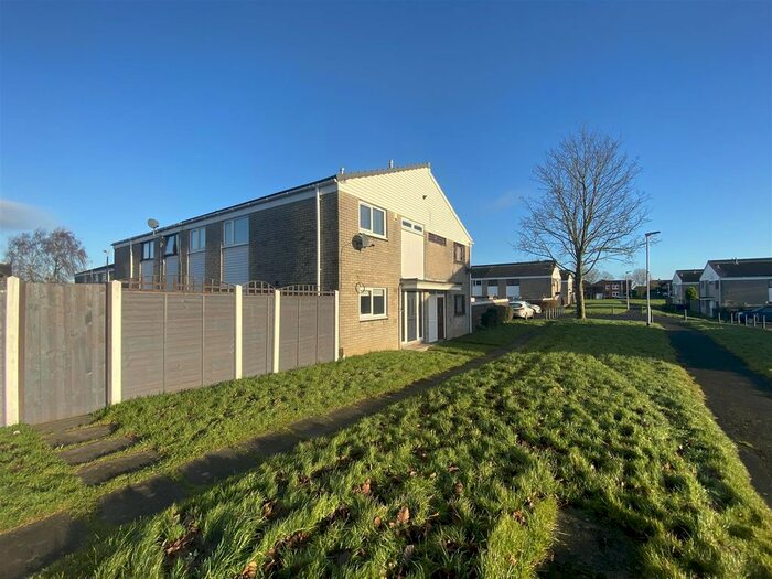 3 Bedroom Semi-Detached House To Rent In Richmond Green, Carlisle, CA2