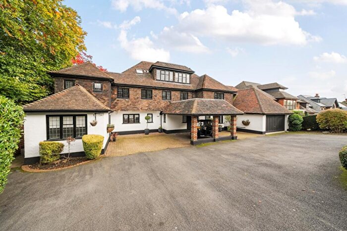 8 Bedroom Detached House To Rent In Astons Road Northwood, HA6