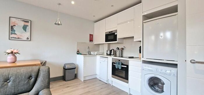 1 Bedroom Flat To Rent In High Road, Wembley, HA9