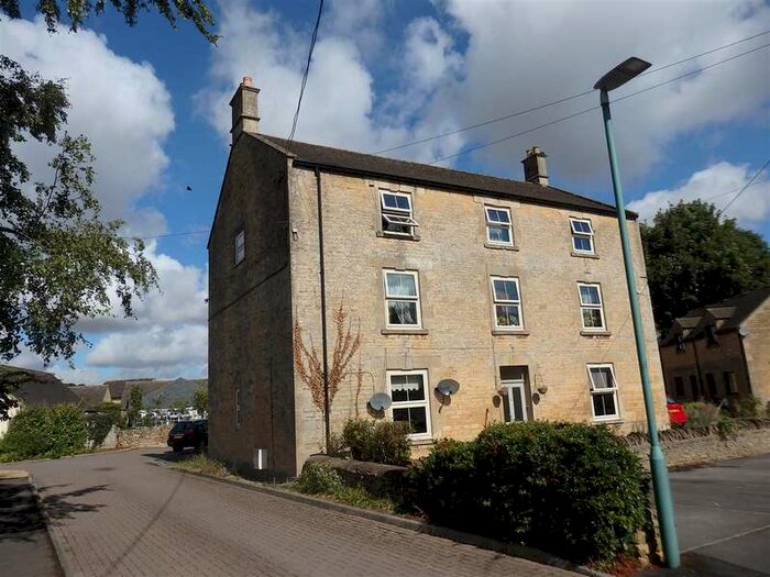 1 Bedroom Flat To Rent In Bourton-on-the-water, GL54