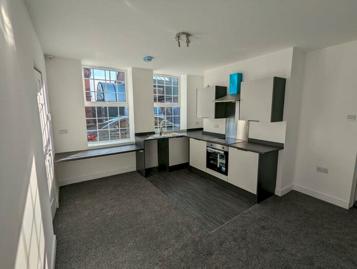 1 Bedroom Apartment To Rent In Pershore Road South, Kings Norton, B30