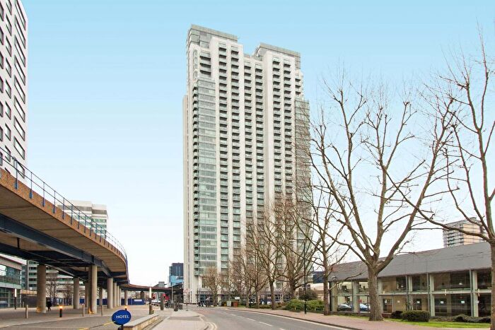 Studio To Rent In Pan Peninsula East, Isle Of Dogs, Canary Wharf, London, E14