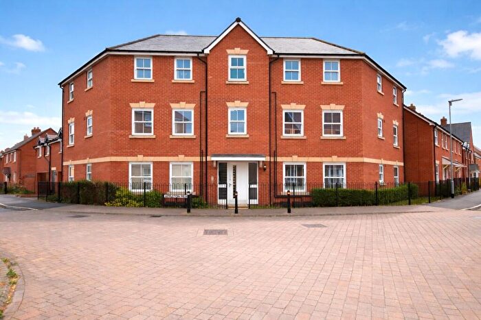 2 Bedroom Flat To Rent In Sanger Avenue, Biggleswade, SG18