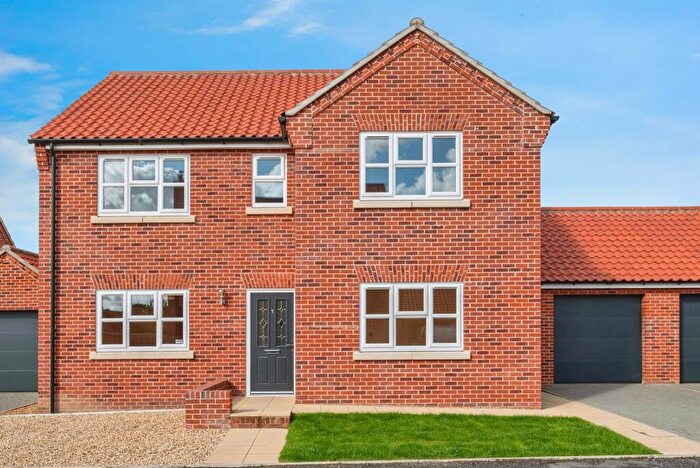 4 Bedroom Detached House For Sale In Ann Grand Close, Cawston, Norwich, NR10