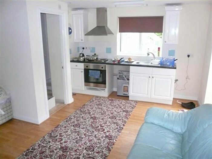 Studio To Rent In St Marys Vicarage, Shendish, Hemel Hempstead, HP3
