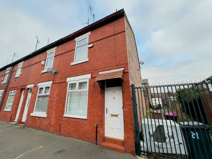 2 Bedroom Terraced House To Rent In Wychbury Street, Salford, M6