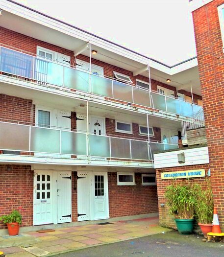 Studio To Rent In Caledonian House, Barnfield Road, Crawley RH10