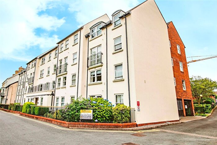 1 Bedroom Flat For Sale In Ty Rhys, Carmarthen, SA31