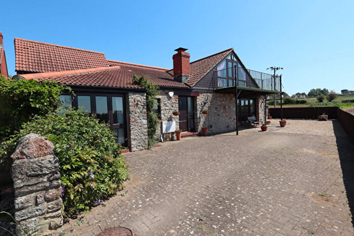 5 Bedroom Detached House For Sale In Poplar Farm, Easton, BA5