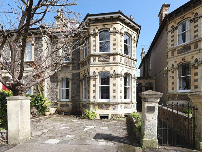 7 Bedroom Semi Detached House For Sale In Hanbury Road | Clifton, BS8