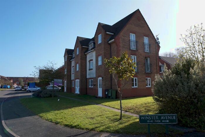 2 Bedroom Flat To Rent In Winster Avenue, Dorridge, Solihull, B93