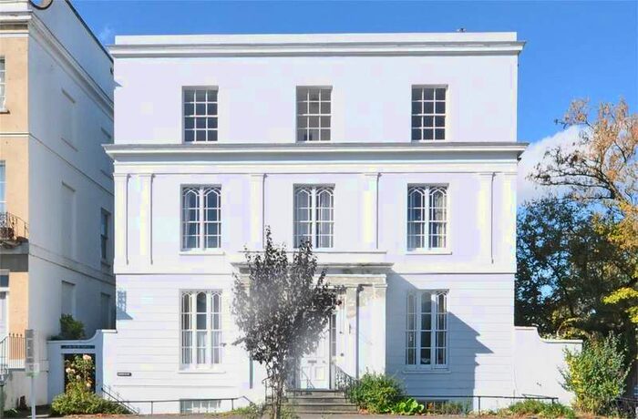 3 Bedroom Flat To Rent In Pittville, Cheltenham, Gloucestershire, GL52