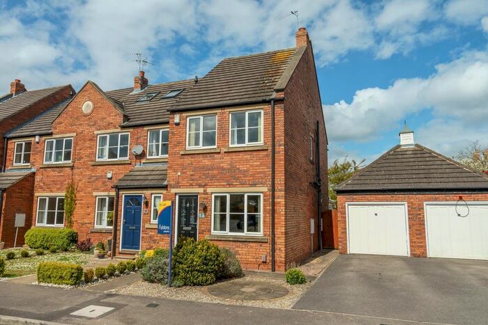 2 Bedroom End Of Terrace House To Rent In Kerrside, Off Shipton Road, York YO30