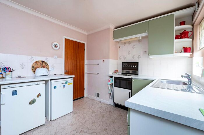 3 Bedroom Detached Bungalow For Sale In Gorse Close, Bourton-On-The-Water, GL54